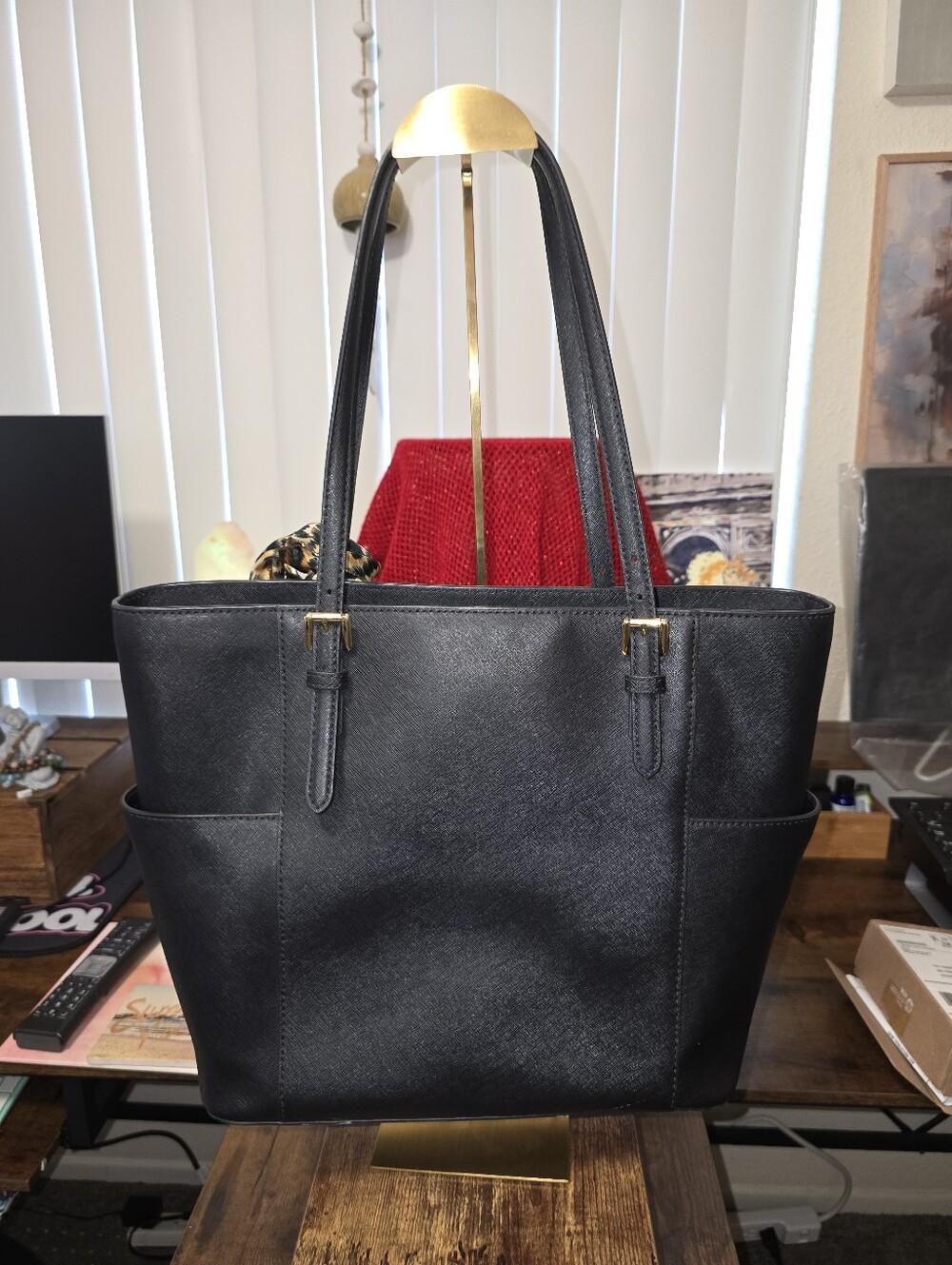 Michael Kors Charlotte Large Saffiano Leather Top Zip Tote NWT - Picture 6 of 10